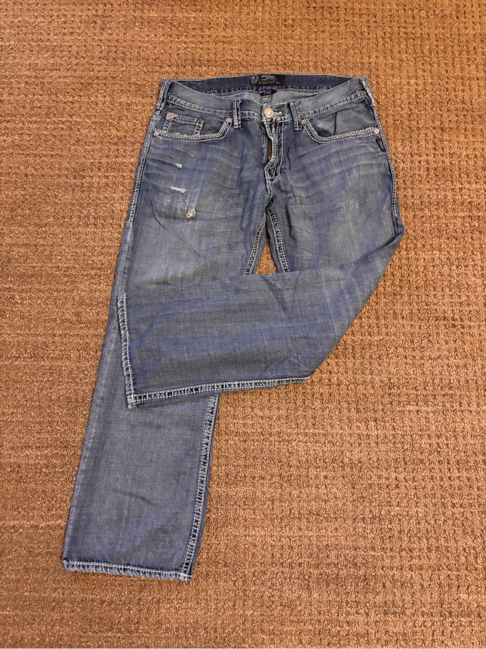 Silver Jeans Men's Faded Blue Relaxed Fit Denim